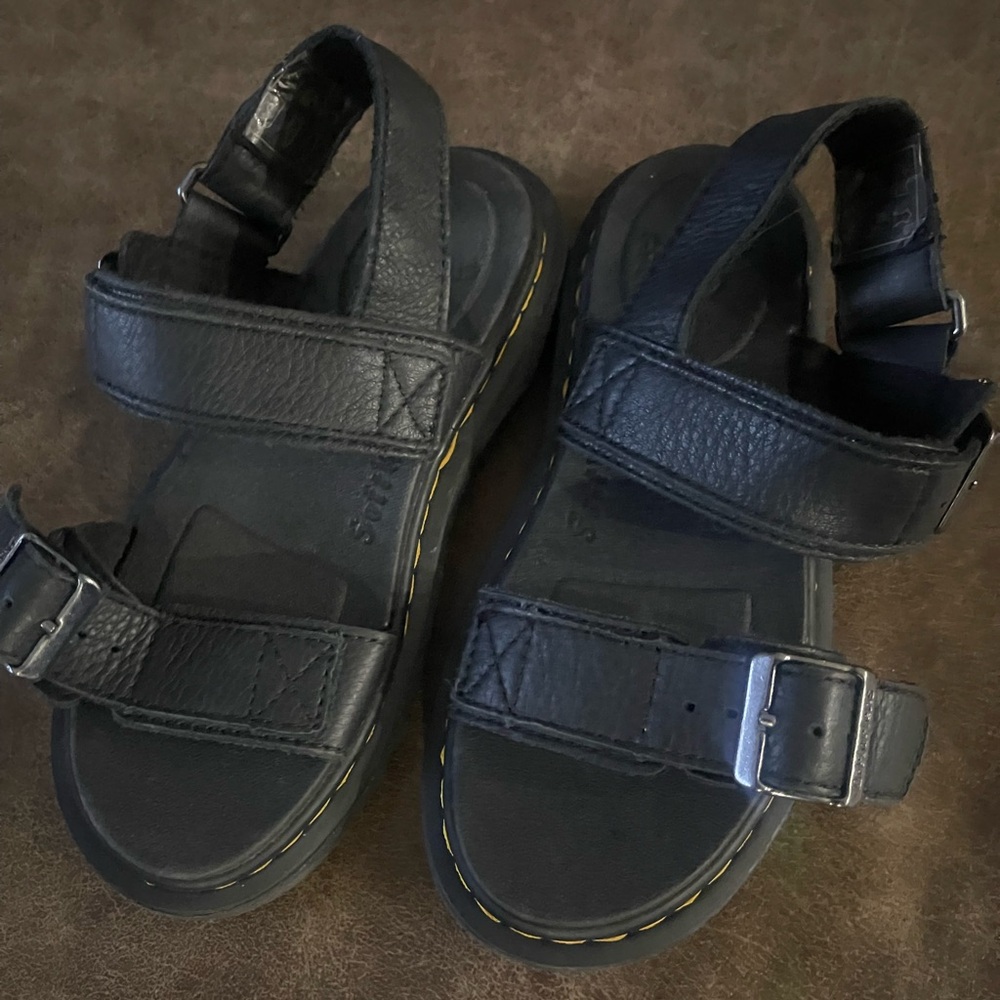 Dr martens sandals